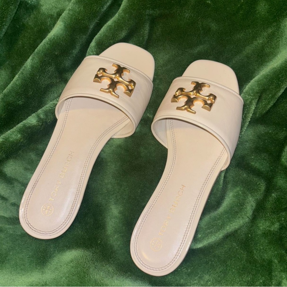 Tory Burch cream leather Elenor sandals.
